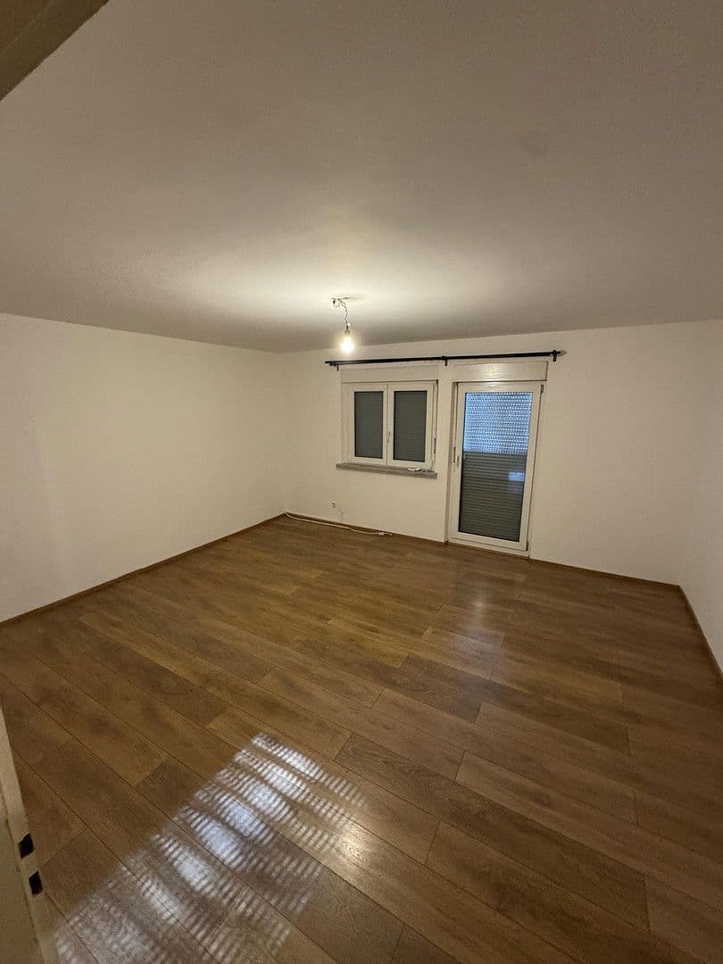 Prenájom bytu 3-izbový 72 m², Häuser Weg 3, Böblingen, Bádensko-Wurttembersko Prenájom bytu 3-izbový 72 m², Häuser Weg 3, Böblingen, Bádensko-Wurttembersko