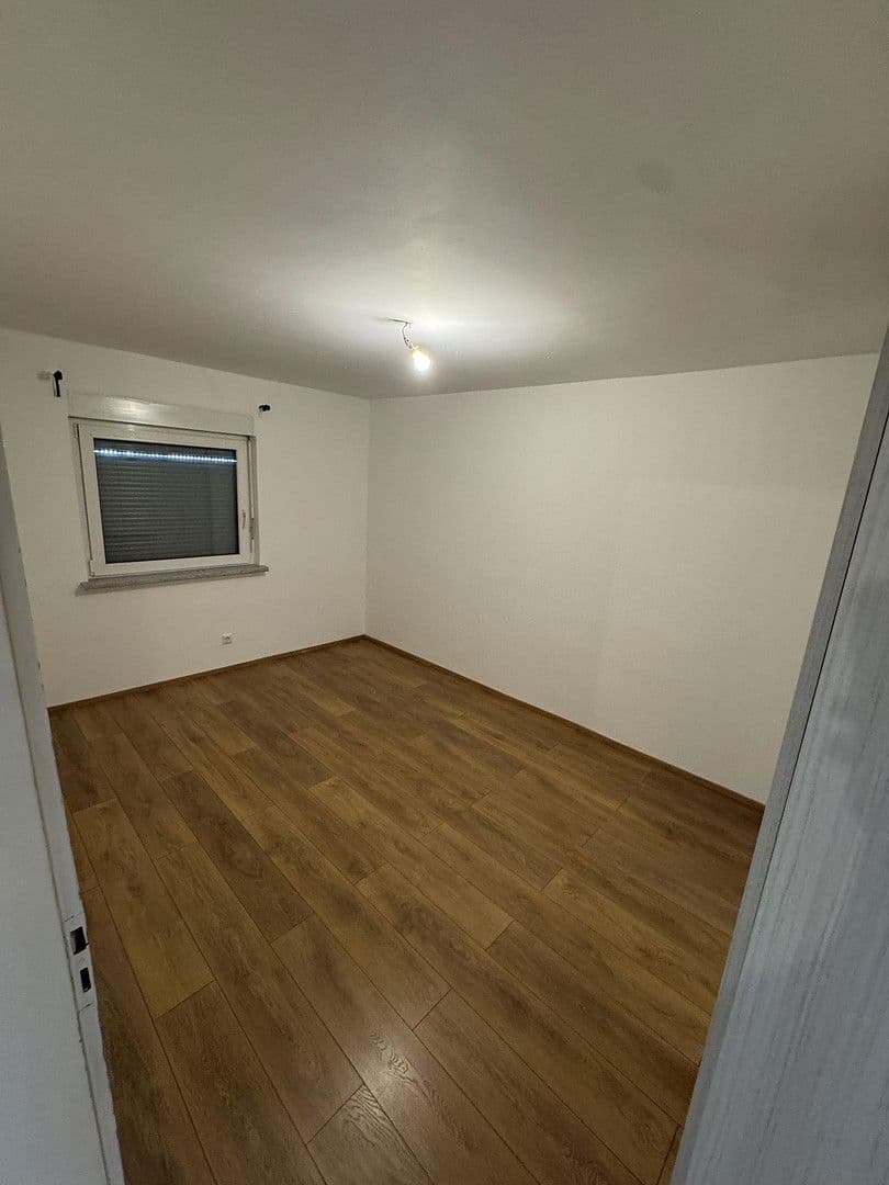 Prenájom bytu 3-izbový 72 m², Häuser Weg 3, Böblingen, Bádensko-Wurttembersko Prenájom bytu 3-izbový 72 m², Häuser Weg 3, Böblingen, Bádensko-Wurttembersko