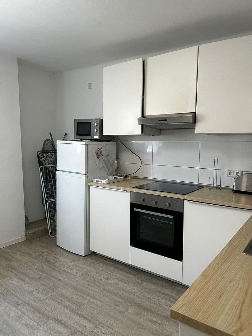 Prenájom bytu 2-izbový 55 m², Fasanenstraße 18, Mannheim, Bádensko-Wurttembersko Prenájom bytu 2-izbový 55 m², Fasanenstraße 18, Mannheim, Bádensko-Wurttembersko