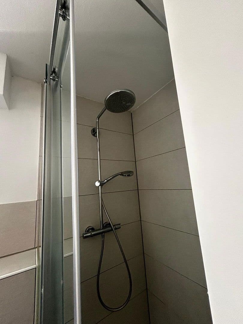 Prenájom bytu 2-izbový 55 m², Fasanenstraße 18, Mannheim, Bádensko-Wurttembersko Prenájom bytu 2-izbový 55 m², Fasanenstraße 18, Mannheim, Bádensko-Wurttembersko