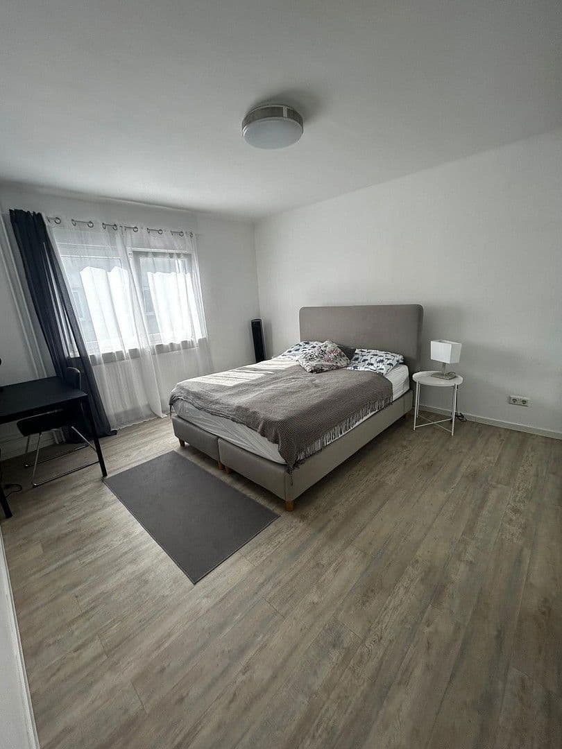 Prenájom bytu 2-izbový 55 m², Fasanenstraße 18, Mannheim, Bádensko-Wurttembersko Prenájom bytu 2-izbový 55 m², Fasanenstraße 18, Mannheim, Bádensko-Wurttembersko