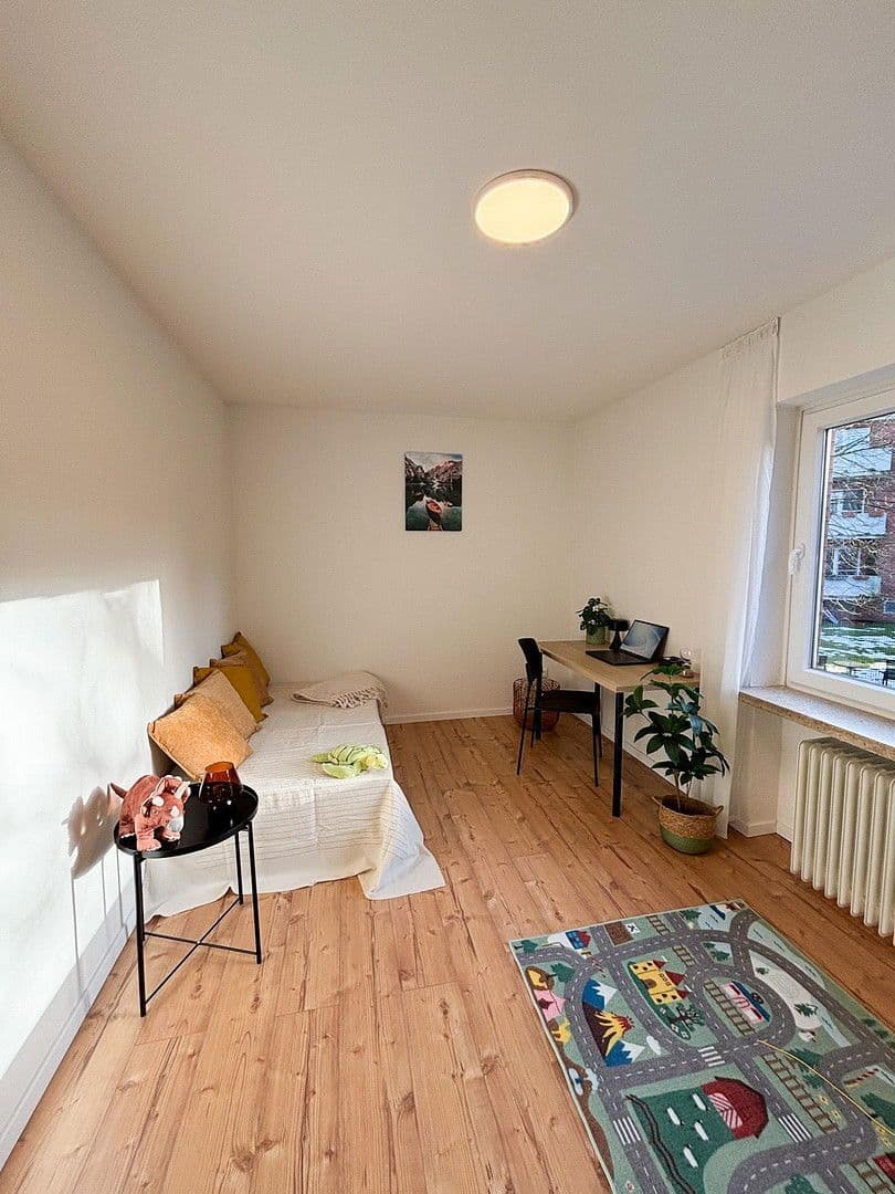 Predaj bytu 3-izbový 81 m², Stade, Dolné Sasko Predaj bytu 3-izbový 81 m², Stade, Dolné Sasko