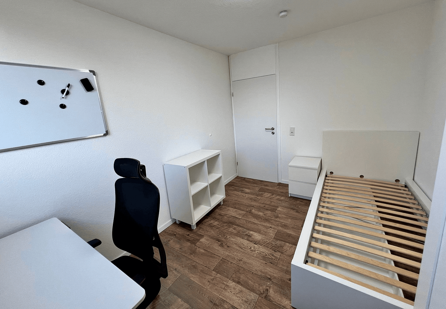 Prenájom bytu 4-izbový 100 m², Am Europakanal 36, Erlangen, Bavorsko Prenájom bytu 4-izbový 100 m², Am Europakanal 36, Erlangen, Bavorsko