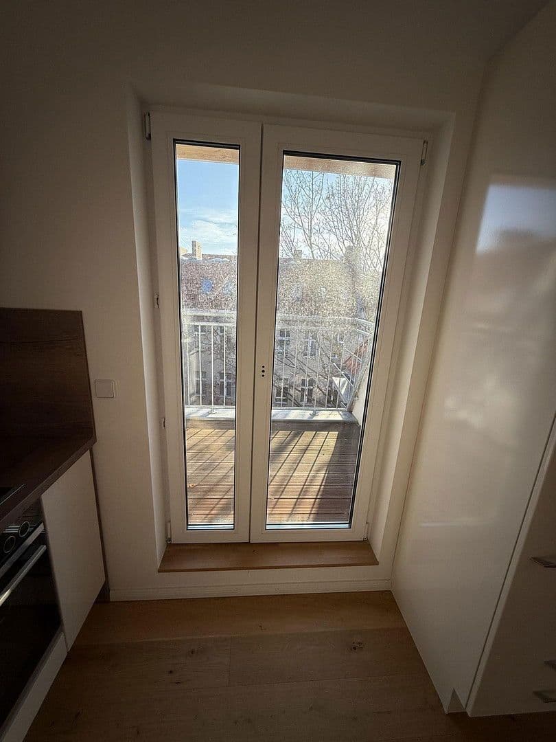 Prenájom bytu 3-izbový 99 m², Blissestraße, Berlin, Berlín Prenájom bytu 3-izbový 99 m², Blissestraße, Berlin, Berlín