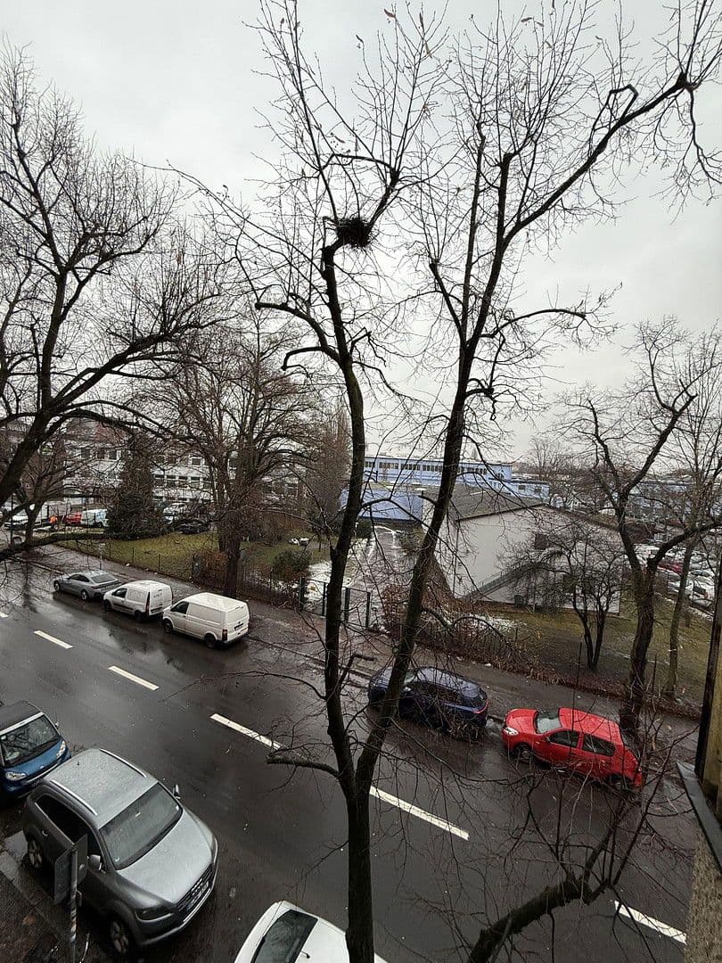 Prenájom bytu 2-izbový 85 m², Provinzstraße, Berlin, Berlín Prenájom bytu 2-izbový 85 m², Provinzstraße, Berlin, Berlín