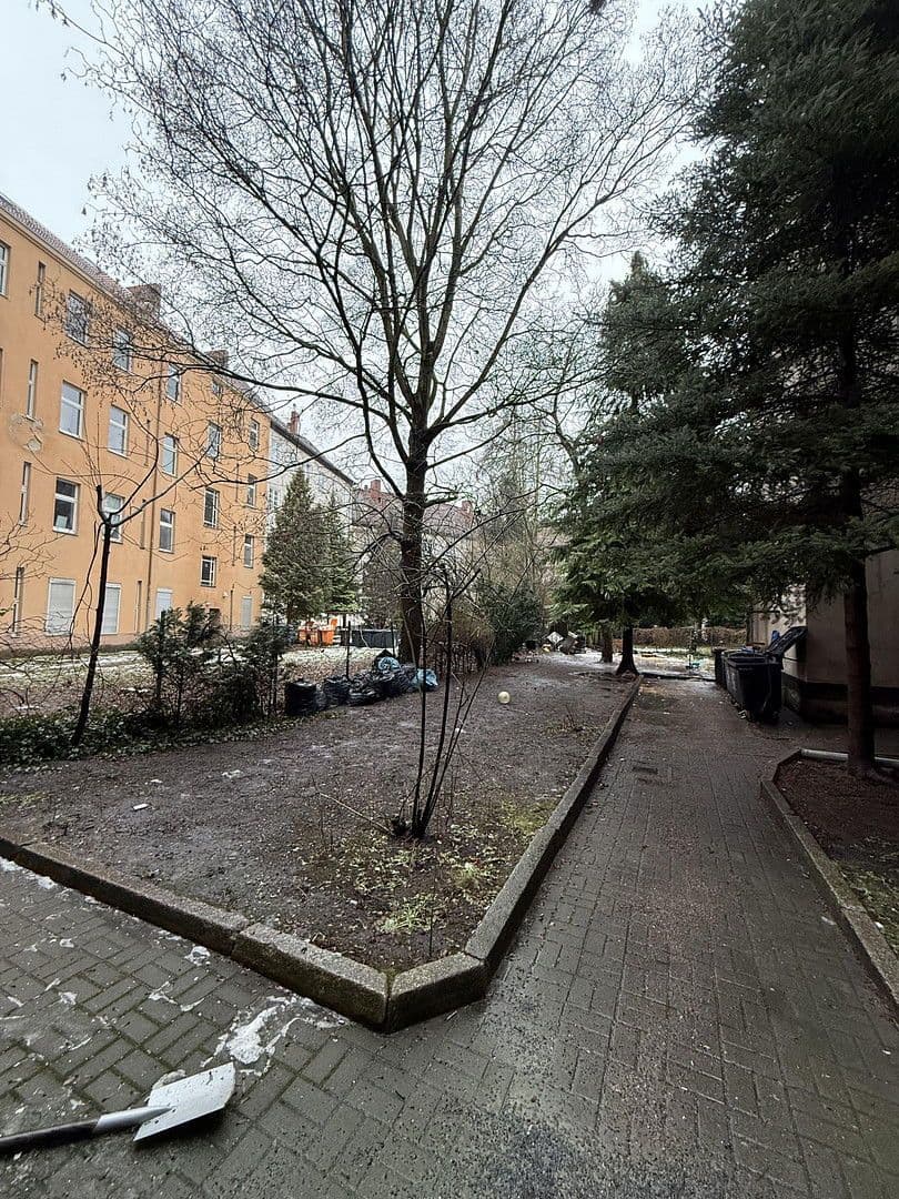 Prenájom bytu 2-izbový 85 m², Provinzstraße, Berlin, Berlín Prenájom bytu 2-izbový 85 m², Provinzstraße, Berlin, Berlín