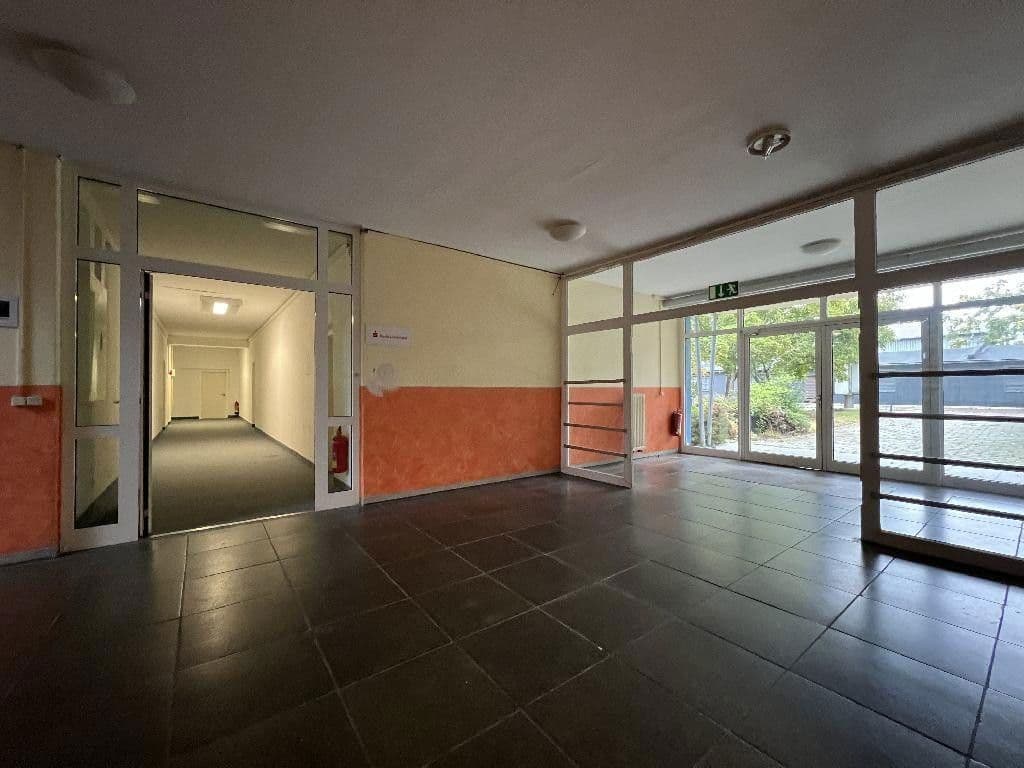 Prenájom kancelárie 2.000 m², Grenzstraße 28, Halle, Sasko-Anhaltsko Prenájom kancelárie 2.000 m², Grenzstraße 28, Halle, Sasko-Anhaltsko