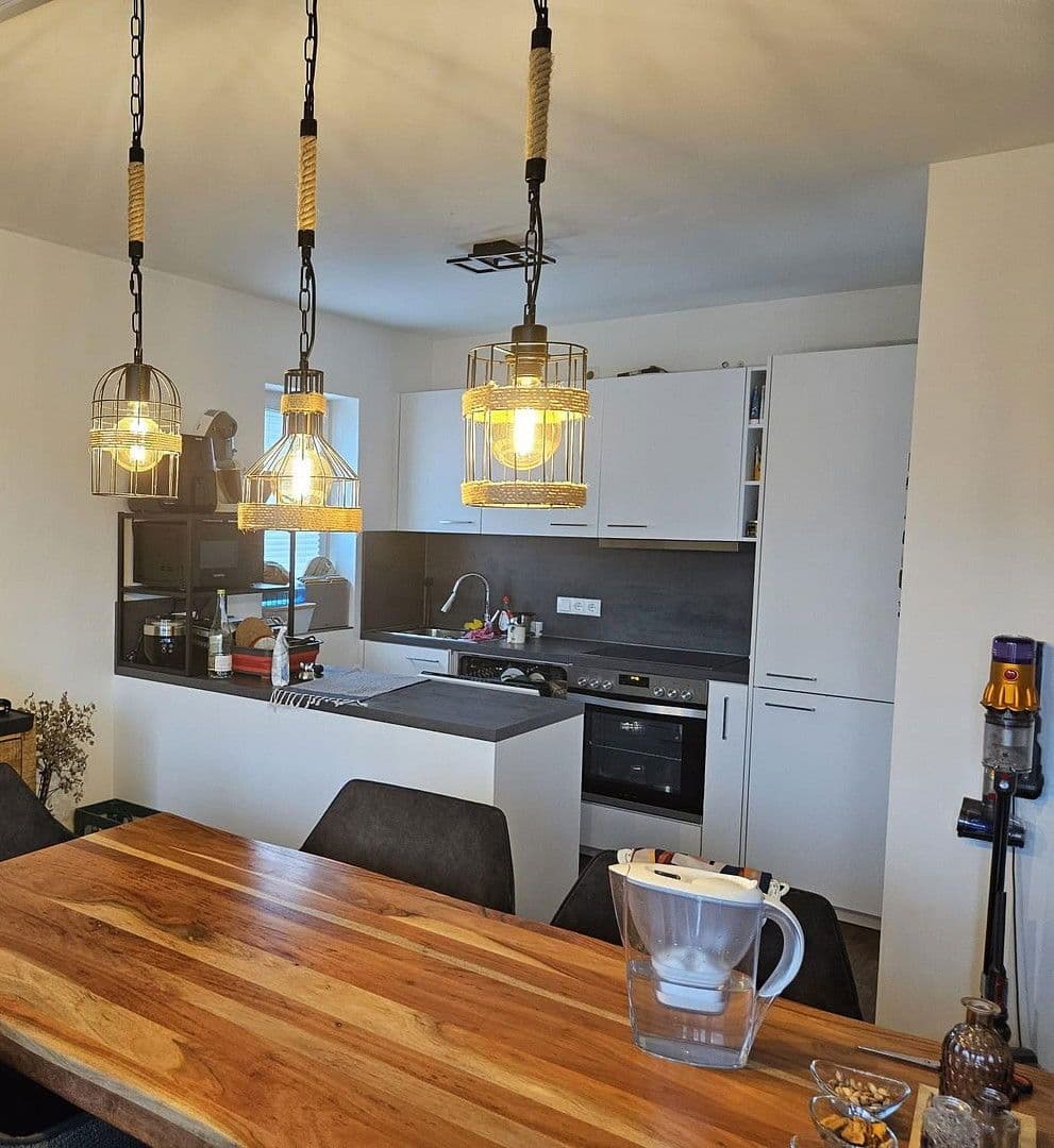 Prenájom bytu 3-izbový 77 m², Putzbrunnerstraße 116, Ottobrunn, Bavorsko Prenájom bytu 3-izbový 77 m², Putzbrunnerstraße 116, Ottobrunn, Bavorsko