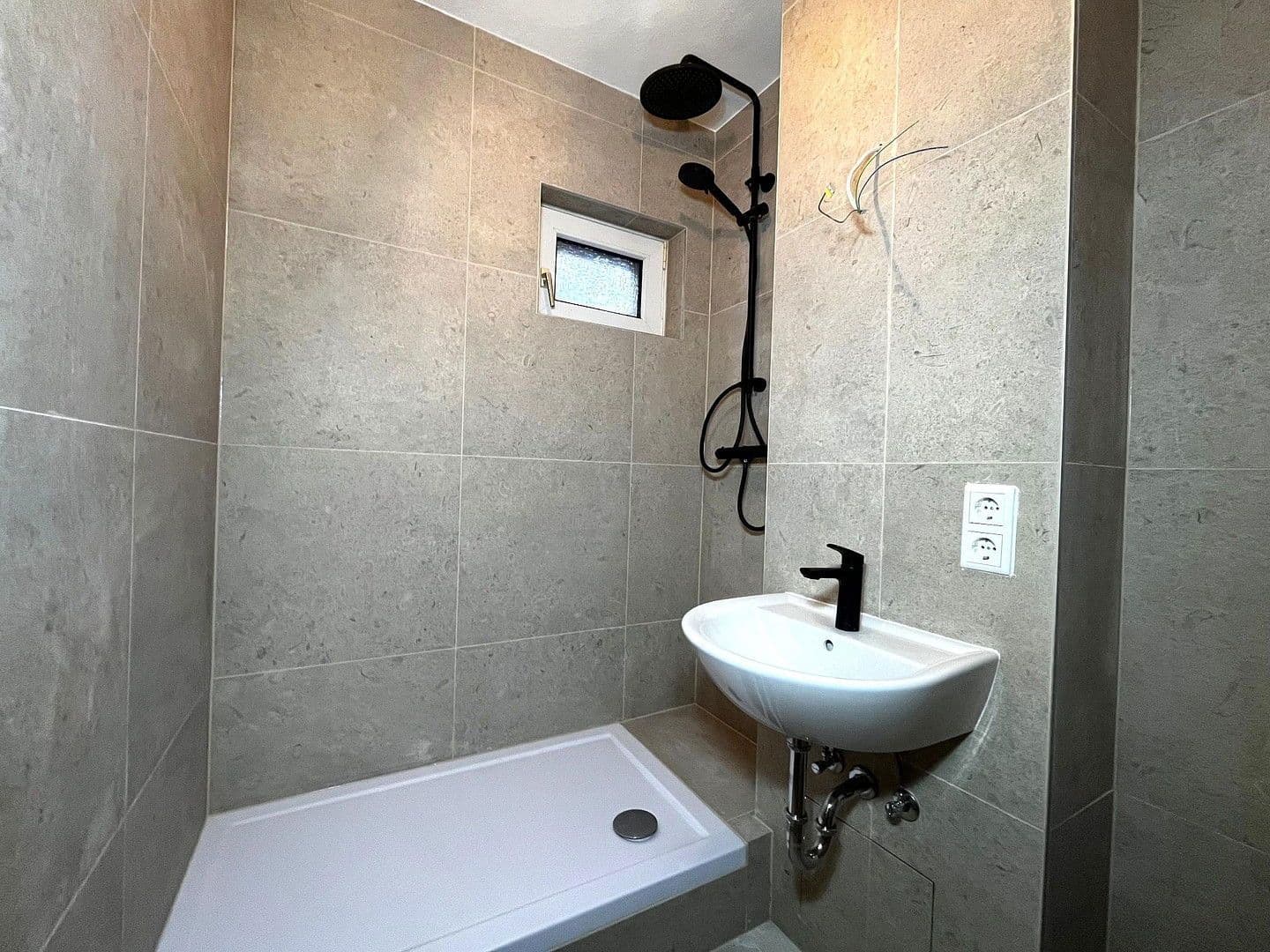 Predaj bytu 4-izbový 82 m², Graubündener Straße 61, Bremen, Brémy Predaj bytu 4-izbový 82 m², Graubündener Straße 61, Bremen, Brémy