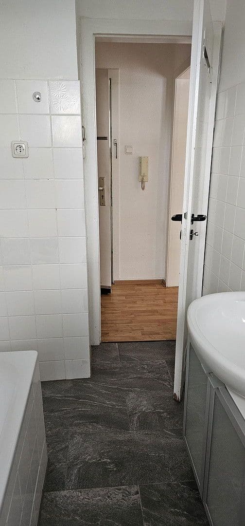 Prenájom bytu 2-izbový 42 m², Mönchengladbach, Severné Porýnie - Westfálsko Prenájom bytu 2-izbový 42 m², Mönchengladbach, Severné Porýnie - Westfálsko