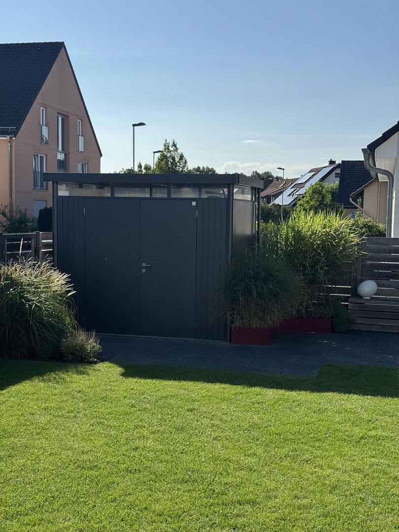 Predaj domu 190 m², pozemek 380 m², Neu-Isenburg, Hesensko Predaj domu 190 m², pozemek 380 m², Neu-Isenburg, Hesensko