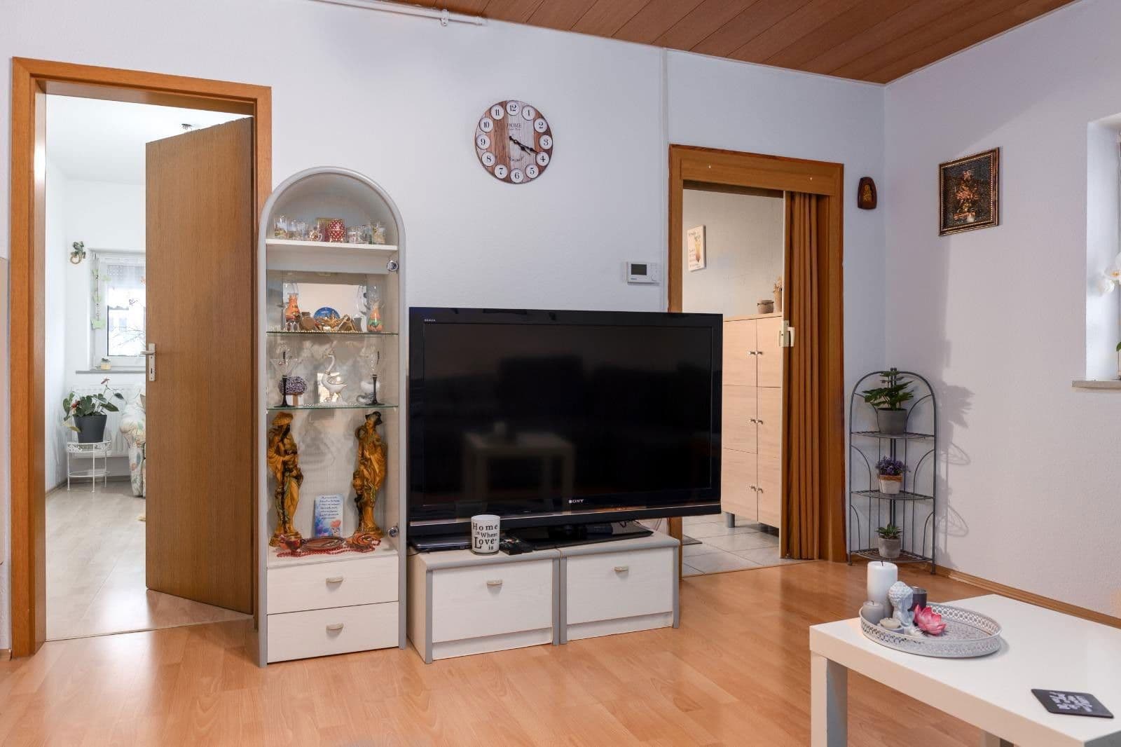 Prenájom bytu 3-izbový 53 m², Villingen-Schwenningen, Bádensko-Wurttembersko Prenájom bytu 3-izbový 53 m², Villingen-Schwenningen, Bádensko-Wurttembersko