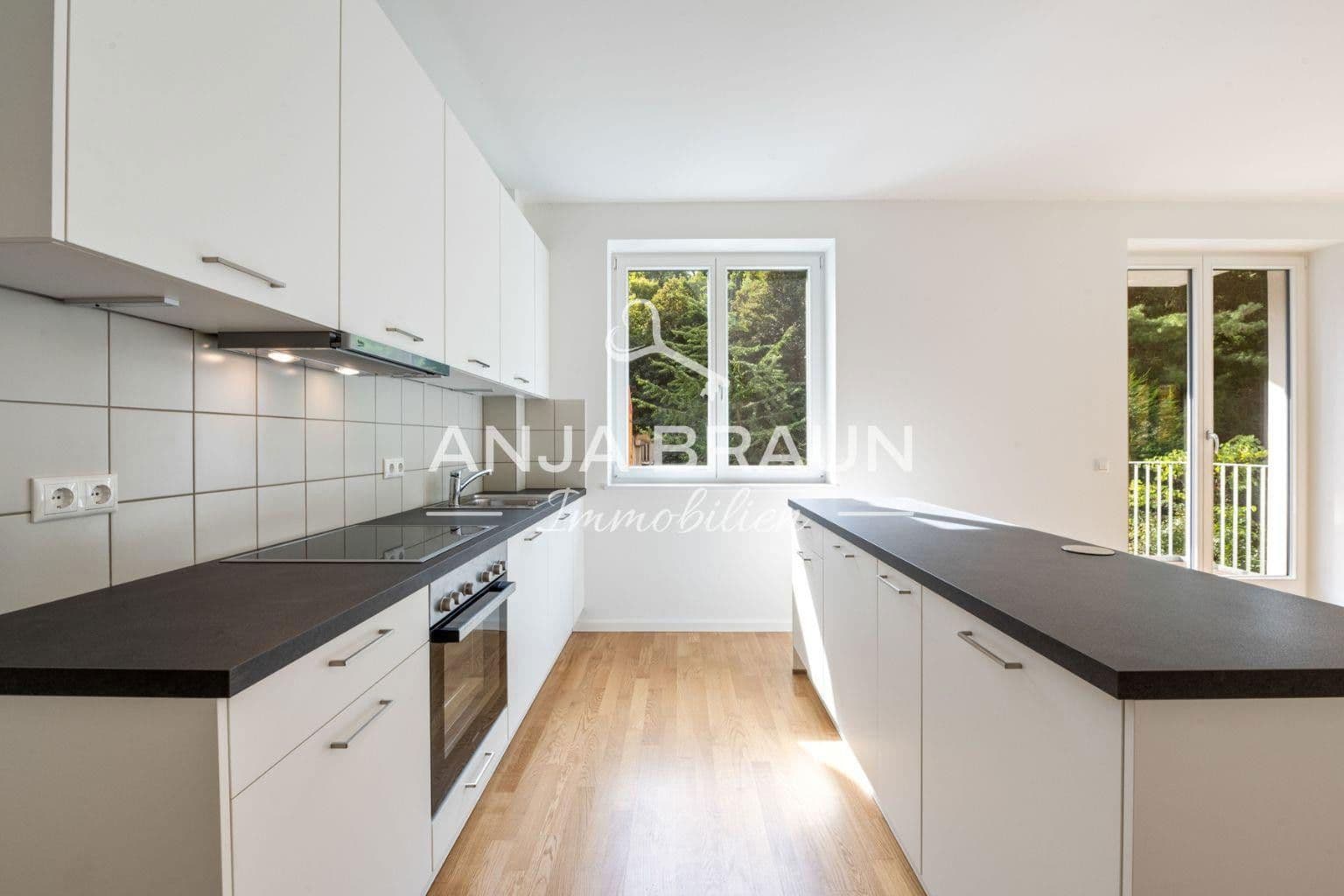 Prenájom bytu 2-izbový 77 m², Hamburg, Hamburg Prenájom bytu 2-izbový 77 m², Hamburg, Hamburg