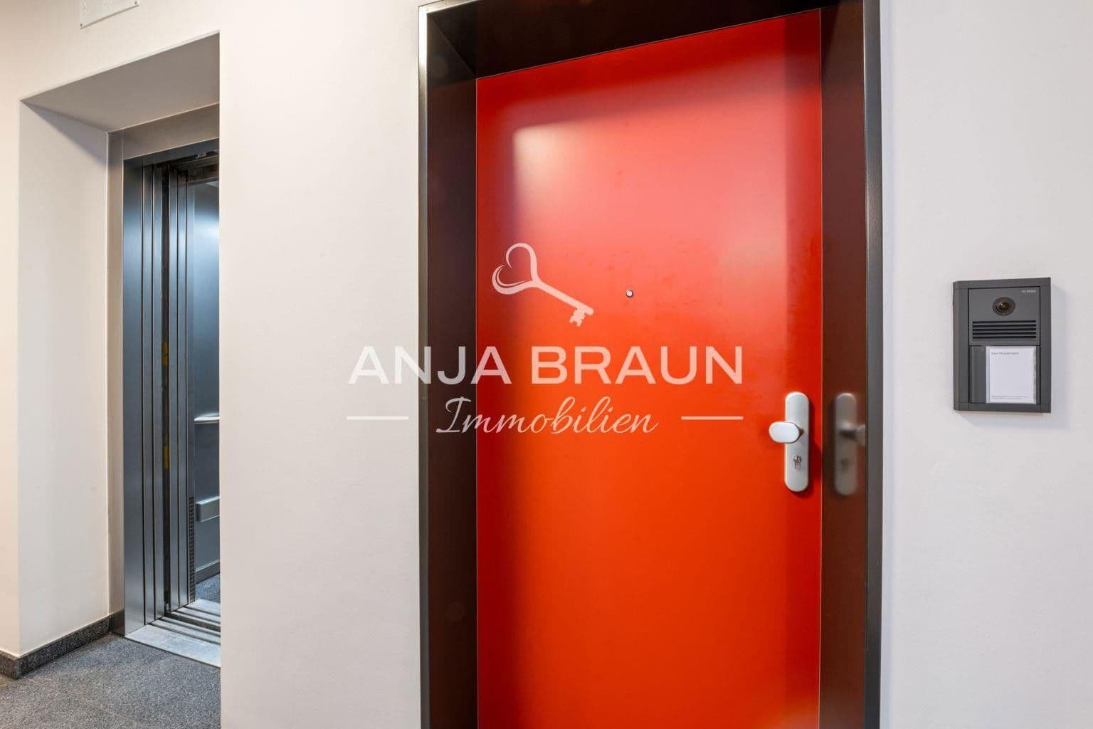 Prenájom bytu 2-izbový 77 m², Hamburg, Hamburg Prenájom bytu 2-izbový 77 m², Hamburg, Hamburg