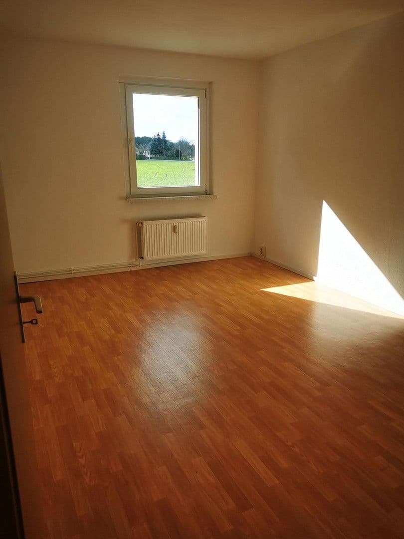 Prenájom bytu 3-izbový 57 m², Glambecker Str. 24/24a- 25/25a - 26/26a - 27, Joachimsthal, Brandenbursko Prenájom bytu 3-izbový 57 m², Glambecker Str. 24/24a- 25/25a - 26/26a - 27, Joachimsthal, Brandenbursko