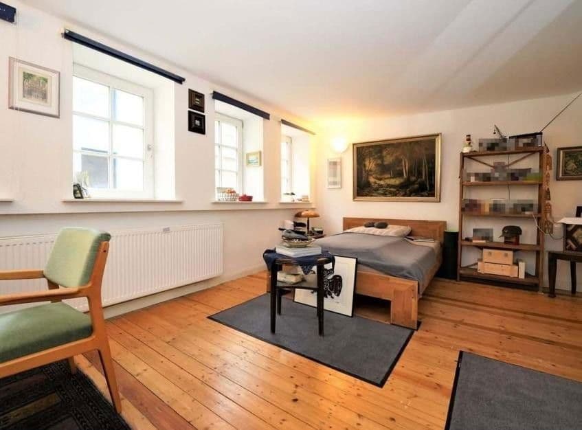 Predaj domu 336 m², pozemek 146 m², Scharfengasse 3, Künzelsau, Bádensko-Wurttembersko Predaj domu 336 m², pozemek 146 m², Scharfengasse 3, Künzelsau, Bádensko-Wurttembersko