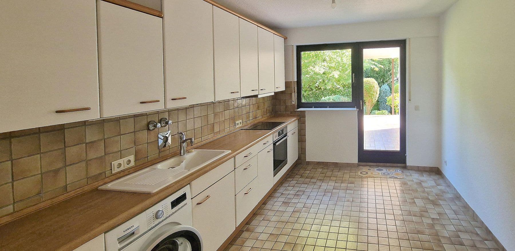 Predaj bytu 4-izbový 136 m², Köln (Eil), Severné Porýnie - Westfálsko Predaj bytu 4-izbový 136 m², Köln (Eil), Severné Porýnie - Westfálsko