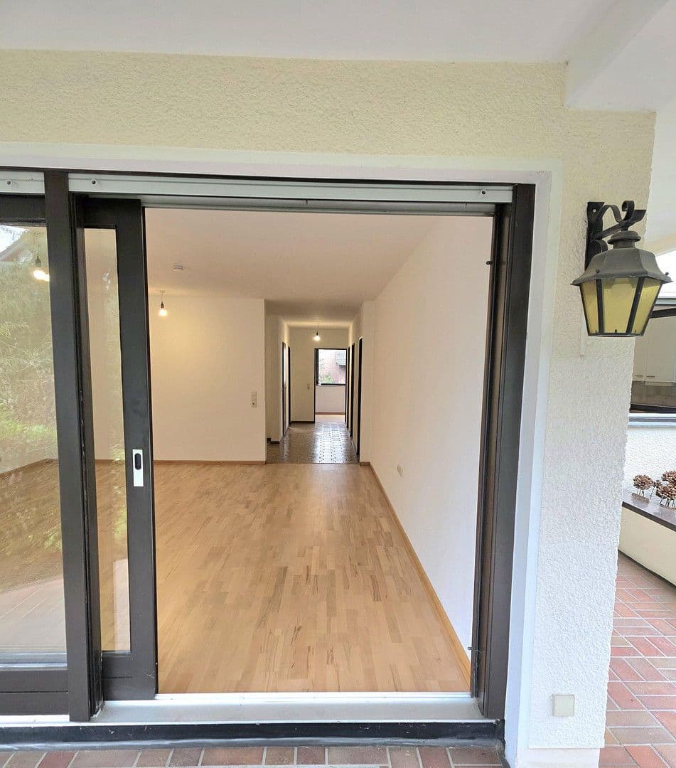 Predaj bytu 4-izbový 136 m², Köln (Eil), Severné Porýnie - Westfálsko Predaj bytu 4-izbový 136 m², Köln (Eil), Severné Porýnie - Westfálsko