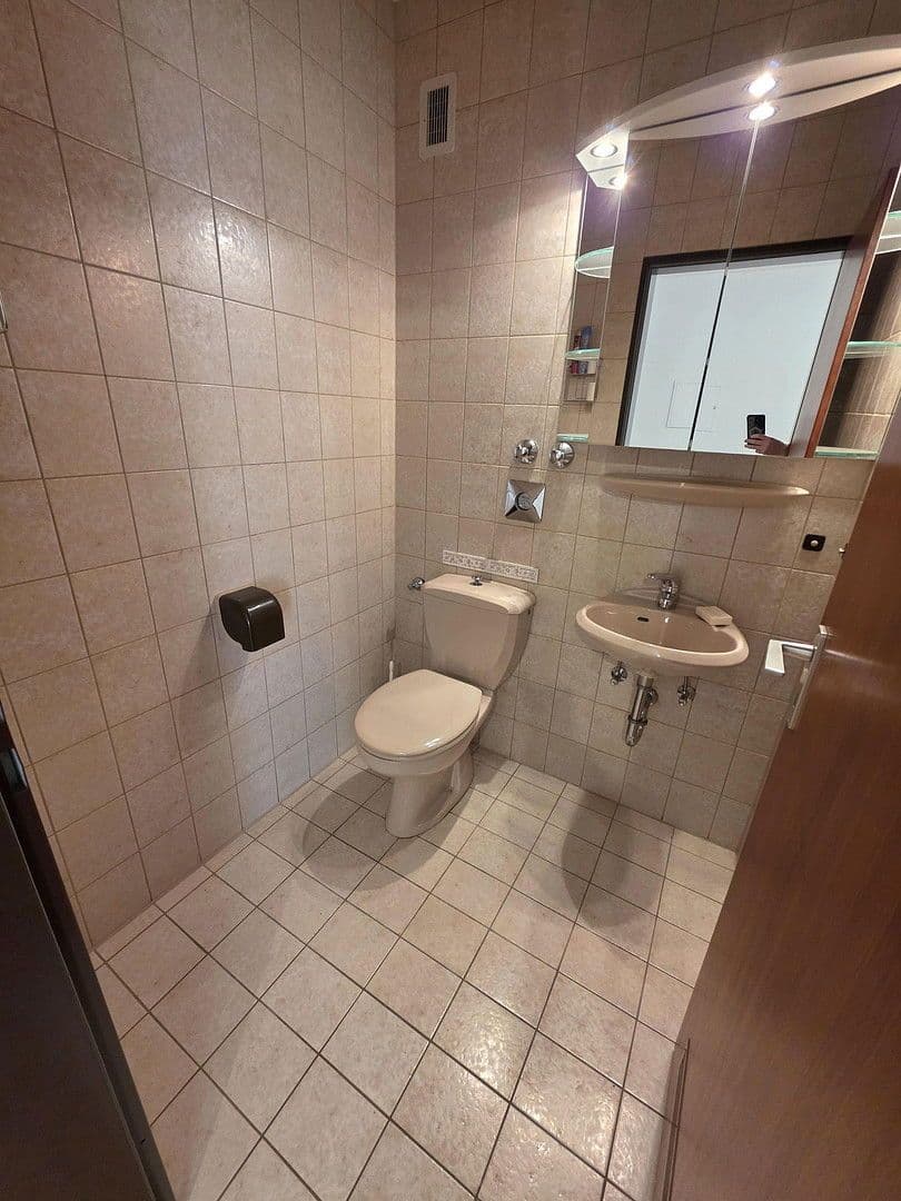 Predaj bytu 4-izbový 136 m², Köln (Eil), Severné Porýnie - Westfálsko Predaj bytu 4-izbový 136 m², Köln (Eil), Severné Porýnie - Westfálsko