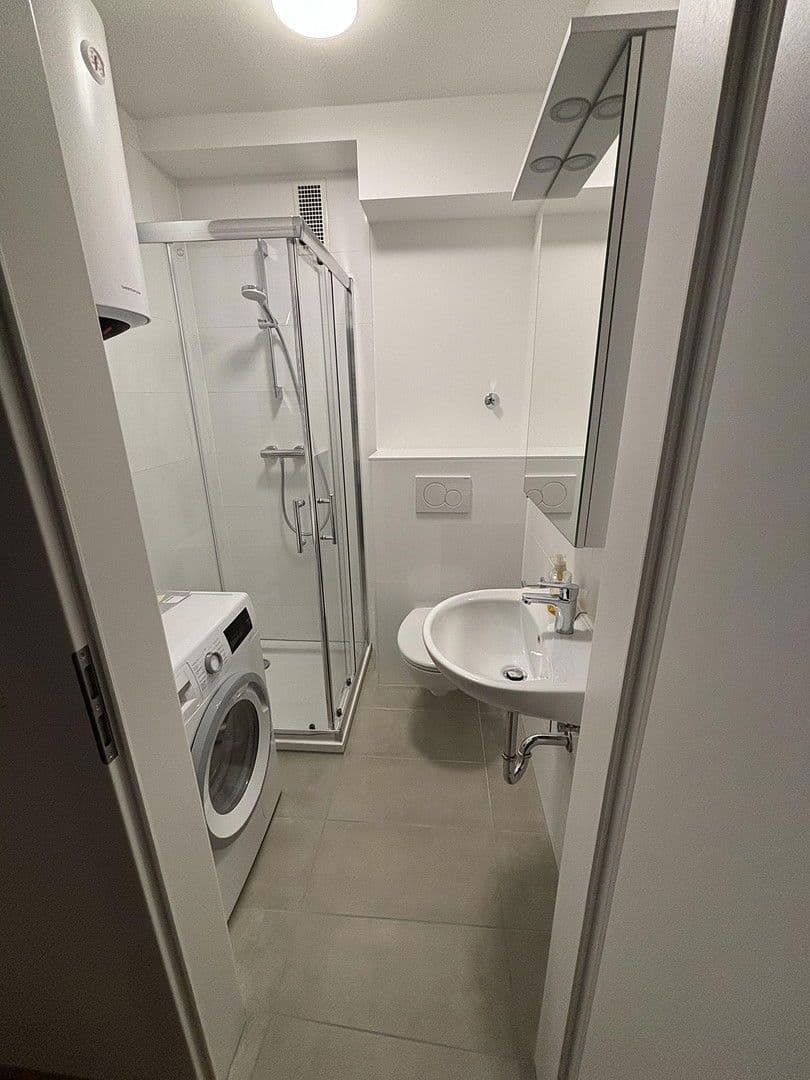 Prenájom bytu 1-izbový 35 m², Baaderstraße 48, München, Bavorsko Prenájom bytu 1-izbový 35 m², Baaderstraße 48, München, Bavorsko