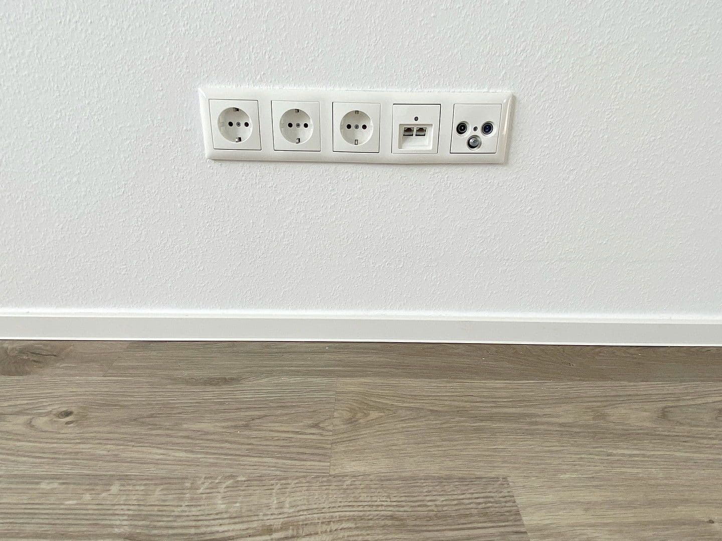 Prenájom bytu 2-izbový 56 m², Sauerbruchstraße 10-12, Würselen, Severné Porýnie - Westfálsko Prenájom bytu 2-izbový 56 m², Sauerbruchstraße 10-12, Würselen, Severné Porýnie - Westfálsko