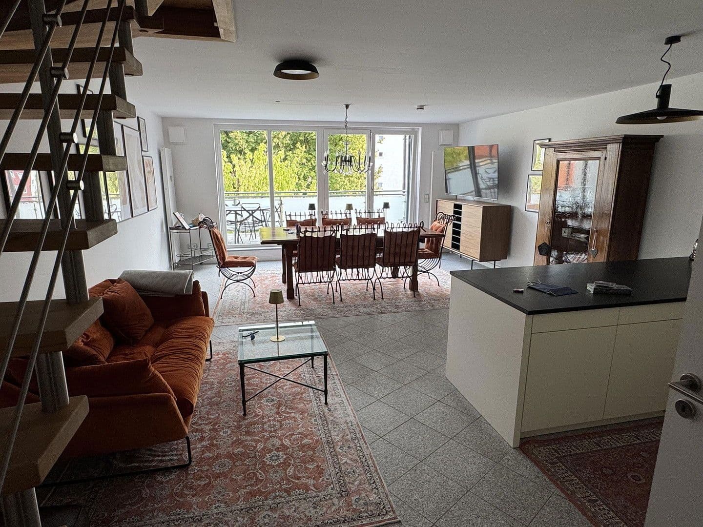 Prenájom bytu 3-izbový 102 m², Spitalstr 4, Ingolstadt, Bavorsko Prenájom bytu 3-izbový 102 m², Spitalstr 4, Ingolstadt, Bavorsko