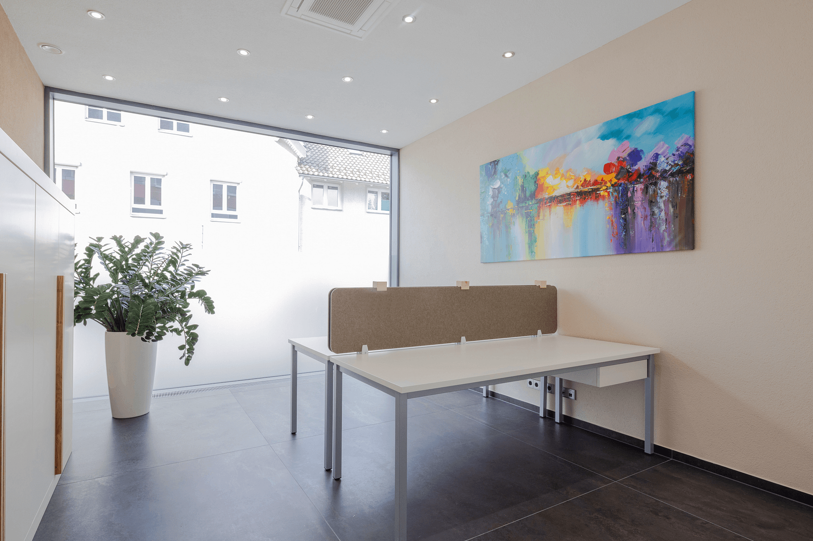 Prenájom kancelárie 1.824 m², Lindauer Str. 25, Tettnang, Bádensko-Wurttembersko Prenájom kancelárie 1.824 m², Lindauer Str. 25, Tettnang, Bádensko-Wurttembersko