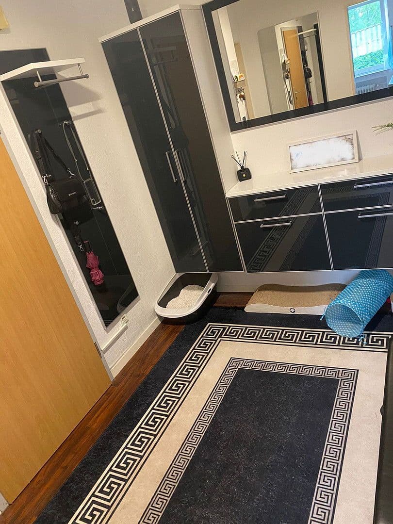 Prenájom bytu 2-izbový 65 m², Hürth, Severné Porýnie - Westfálsko Prenájom bytu 2-izbový 65 m², Hürth, Severné Porýnie - Westfálsko