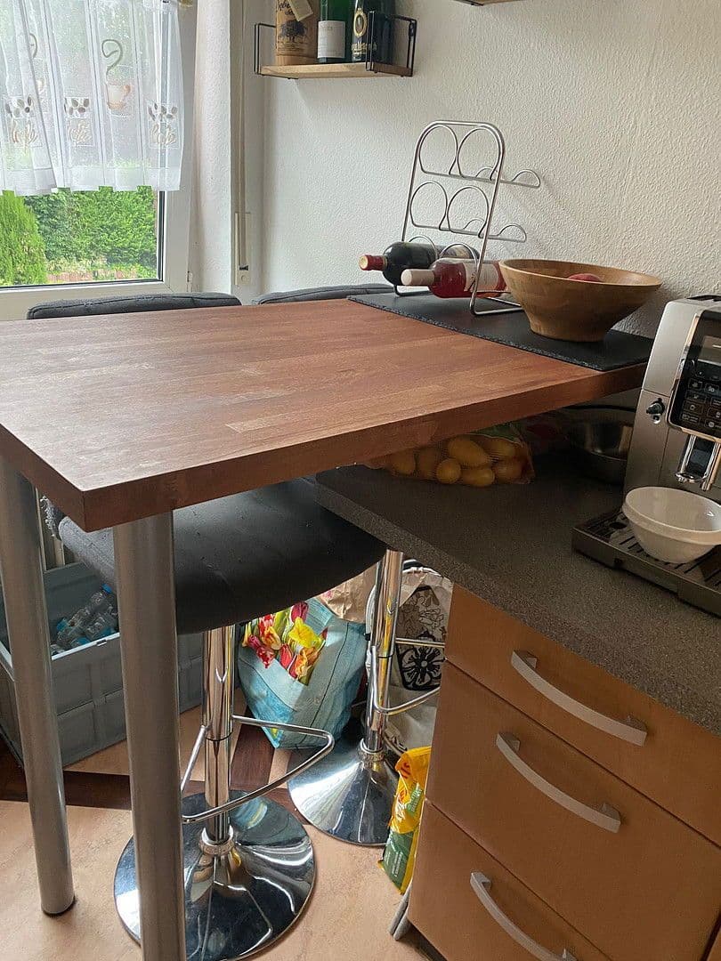 Prenájom bytu 2-izbový 65 m², Hürth, Severné Porýnie - Westfálsko Prenájom bytu 2-izbový 65 m², Hürth, Severné Porýnie - Westfálsko