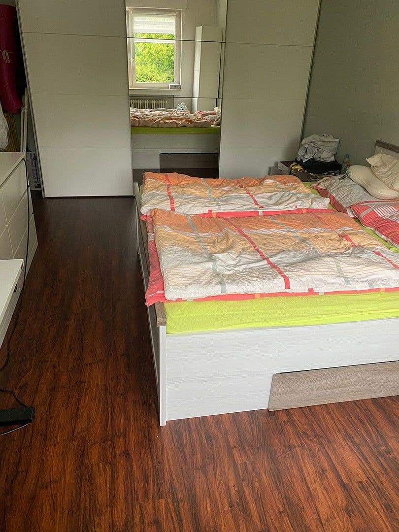 Prenájom bytu 2-izbový 65 m², Hürth, Severné Porýnie - Westfálsko Prenájom bytu 2-izbový 65 m², Hürth, Severné Porýnie - Westfálsko