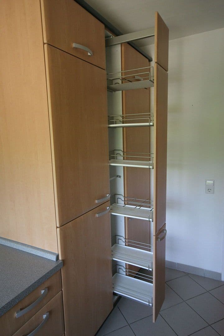 Prenájom bytu 2-izbový 65 m², Hürth, Severné Porýnie - Westfálsko Prenájom bytu 2-izbový 65 m², Hürth, Severné Porýnie - Westfálsko