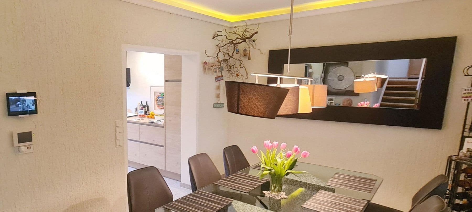 Predaj domu 235 m², pozemek 427 m², Ludwigshafen, Porýnie-Falcko Predaj domu 235 m², pozemek 427 m², Ludwigshafen, Porýnie-Falcko