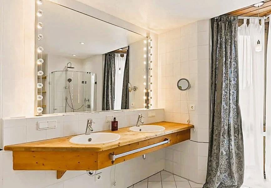 Predaj domu 235 m², pozemek 427 m², Ludwigshafen, Porýnie-Falcko Predaj domu 235 m², pozemek 427 m², Ludwigshafen, Porýnie-Falcko