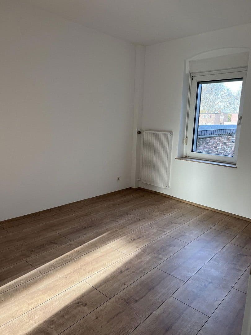 Prenájom domu 171 m², pozemek 371 m², Hasenweide 105, Frechen, Severné Porýnie - Westfálsko Prenájom domu 171 m², pozemek 371 m², Hasenweide 105, Frechen, Severné Porýnie - Westfálsko