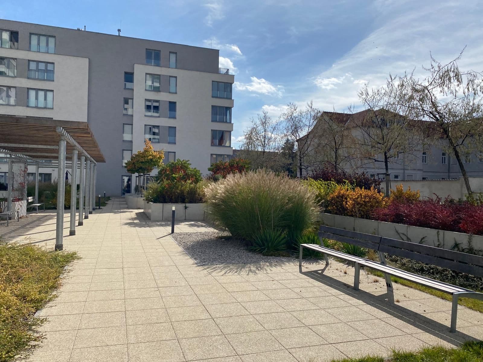 Prenájom bytu 1-izbový 35 m², Stehlíkova, Plzeň, Plzeňský kraj Prenájom bytu 1-izbový 35 m², Stehlíkova, Plzeň, Plzeňský kraj