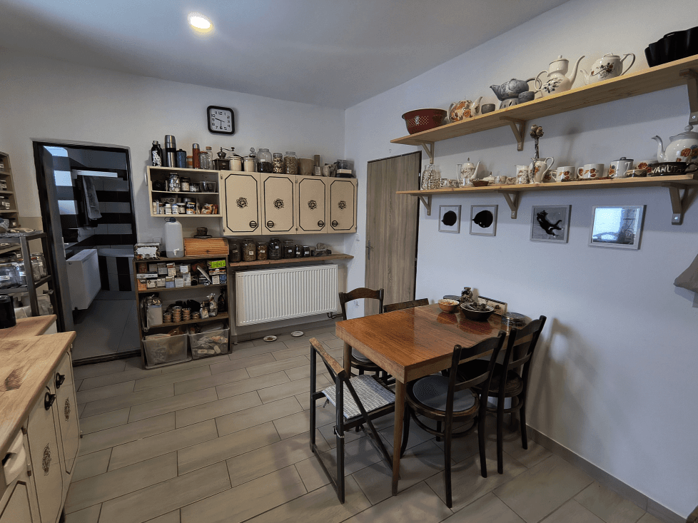 Predaj domu 258 m², pozemek 5.664 m², Chlístovice, Středočeský kraj Predaj domu 258 m², pozemek 5.664 m², Chlístovice, Středočeský kraj