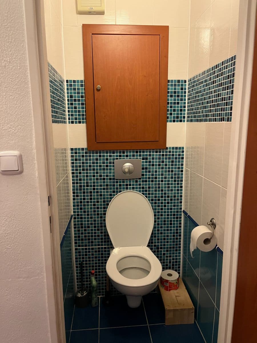 Prenájom bytu 3-izbový 69 m², Hálova, Petržalka, Bratislavský kraj Prenájom bytu 3-izbový 69 m², Hálova, Petržalka, Bratislavský kraj