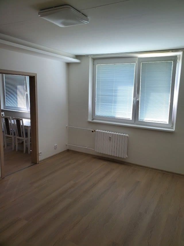 Prenájom bytu 2-izbový 56 m², Družstevní, Luhačovice, Zlínský kraj Prenájom bytu 2-izbový 56 m², Družstevní, Luhačovice, Zlínský kraj