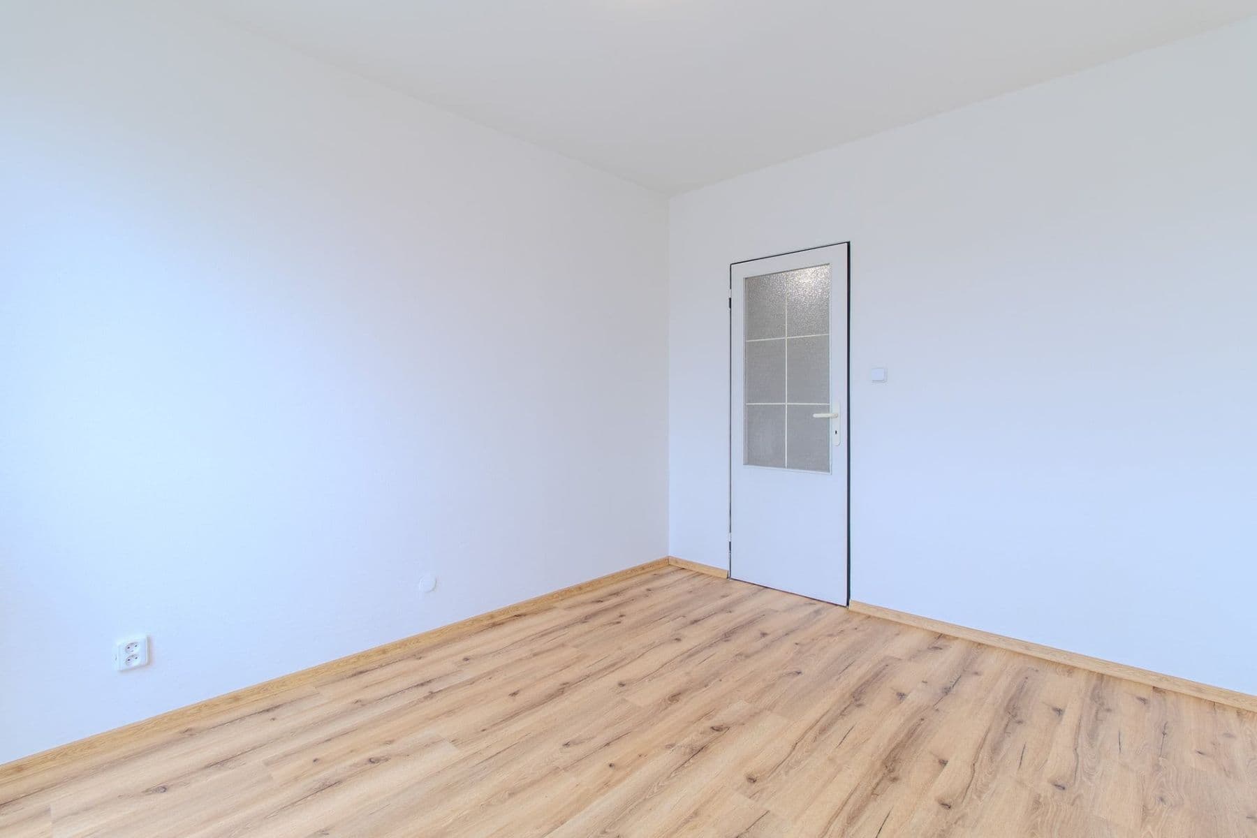 Prenájom bytu 3-izbový 78 m², sídl. V Zátiší, Kralupy nad Vltavou, Středočeský kraj Prenájom bytu 3-izbový 78 m², sídl. V Zátiší, Kralupy nad Vltavou, Středočeský kraj