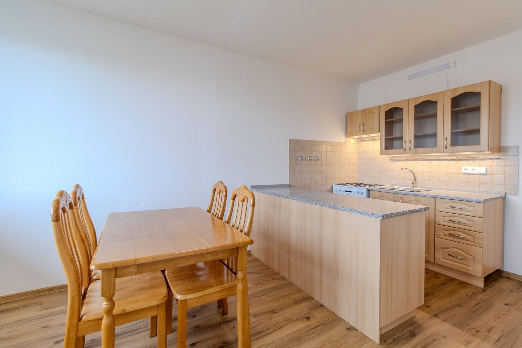 Prenájom bytu 3-izbový 78 m², sídl. V Zátiší, Kralupy nad Vltavou, Středočeský kraj Prenájom bytu 3-izbový 78 m², sídl. V Zátiší, Kralupy nad Vltavou, Středočeský kraj