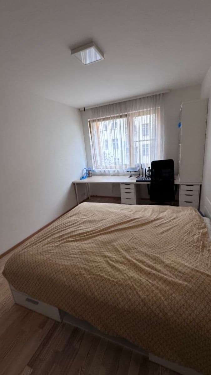 Prenájom bytu 2-izbový 60 m², Pod Kavalírkou, Praha, Praha Prenájom bytu 2-izbový 60 m², Pod Kavalírkou, Praha, Praha