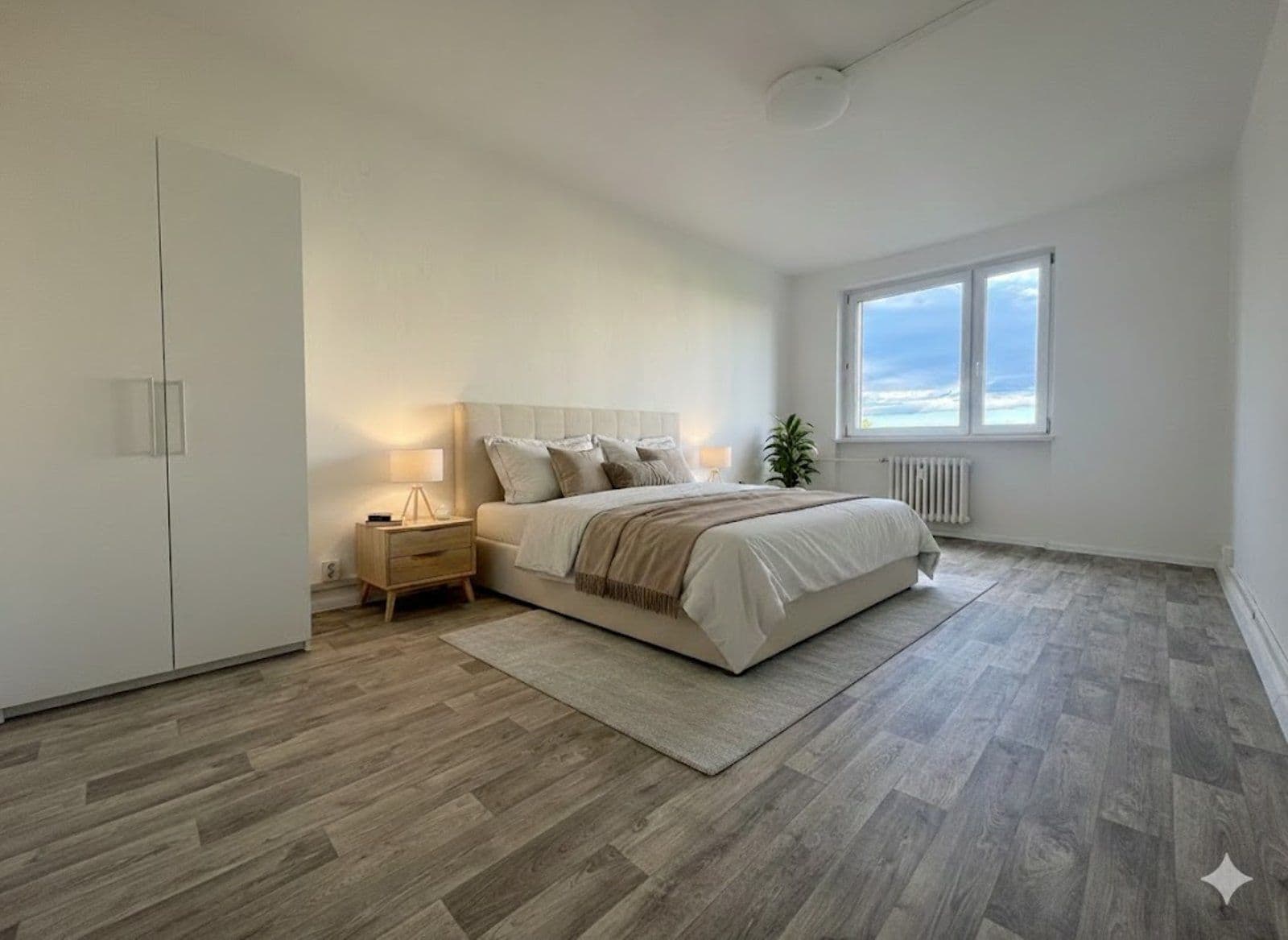 Prenájom bytu 4-izbový 83 m², Závodní, Karviná, Moravskoslezský kraj Prenájom bytu 4-izbový 83 m², Závodní, Karviná, Moravskoslezský kraj