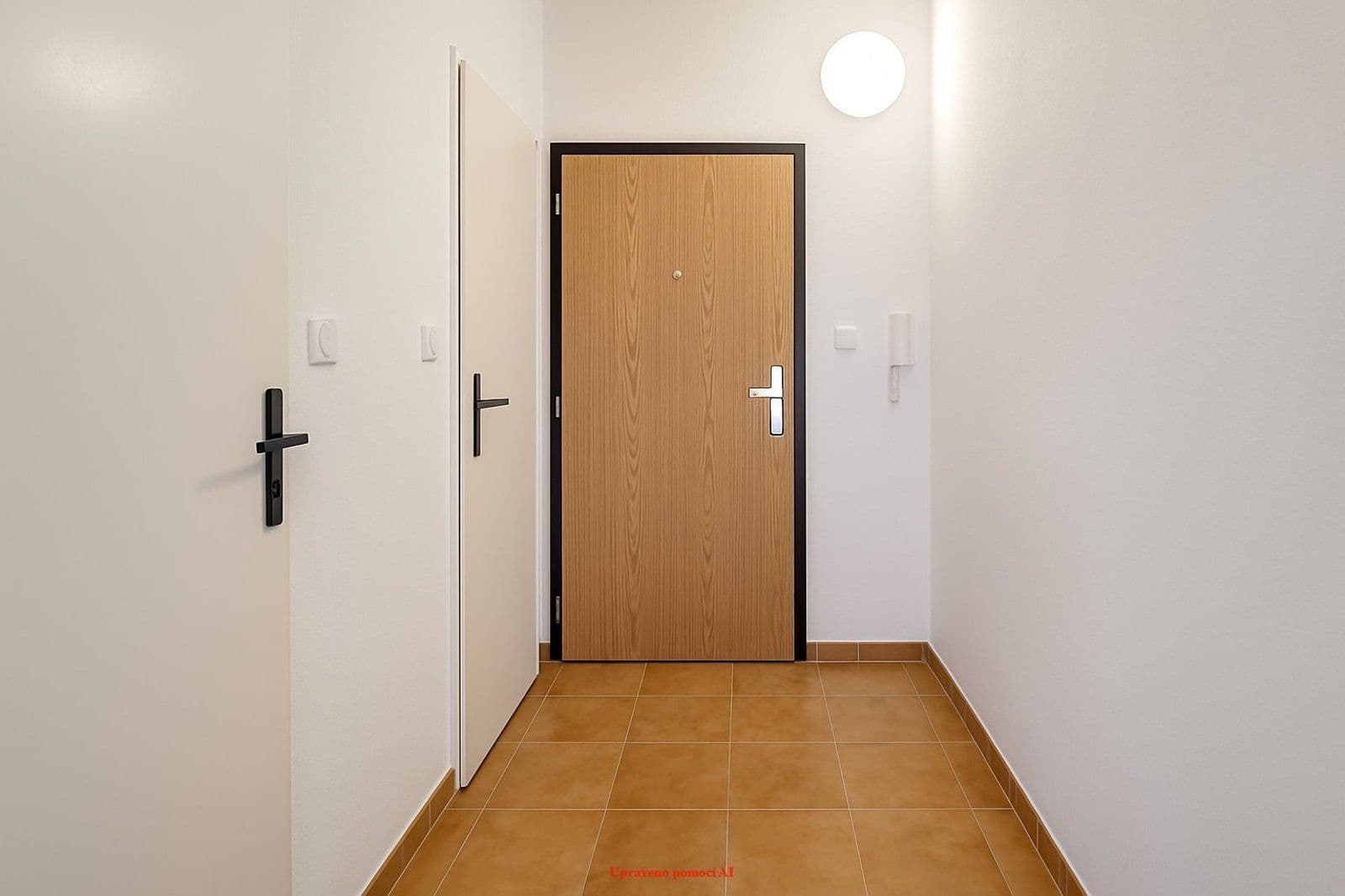 Prenájom bytu 1-izbový 27 m², Okružní, Český Těšín, Moravskoslezský kraj Prenájom bytu 1-izbový 27 m², Okružní, Český Těšín, Moravskoslezský kraj