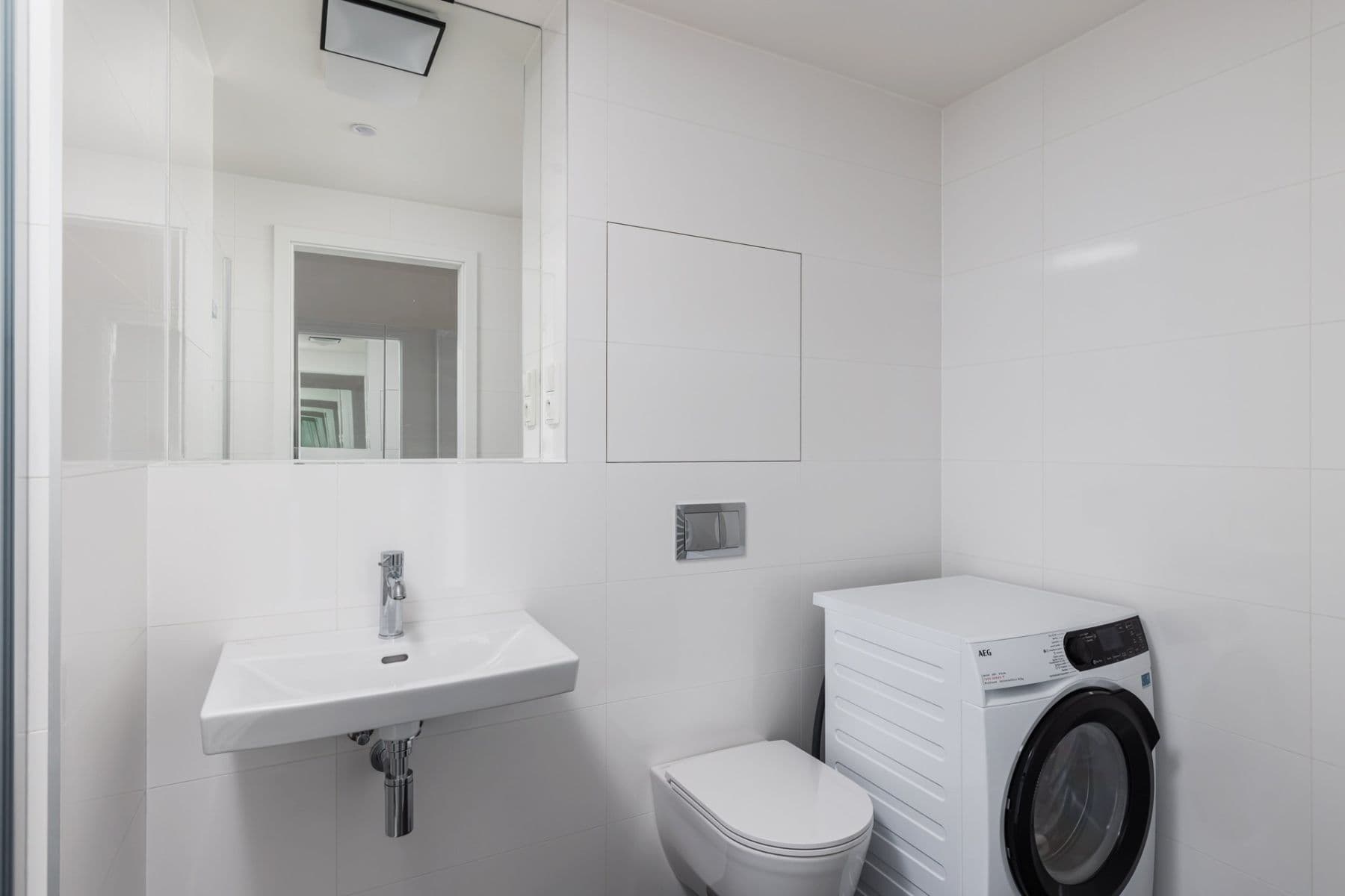 Prenájom bytu 1-izbový 28 m², Maroldova, Praha, Praha Prenájom bytu 1-izbový 28 m², Maroldova, Praha, Praha