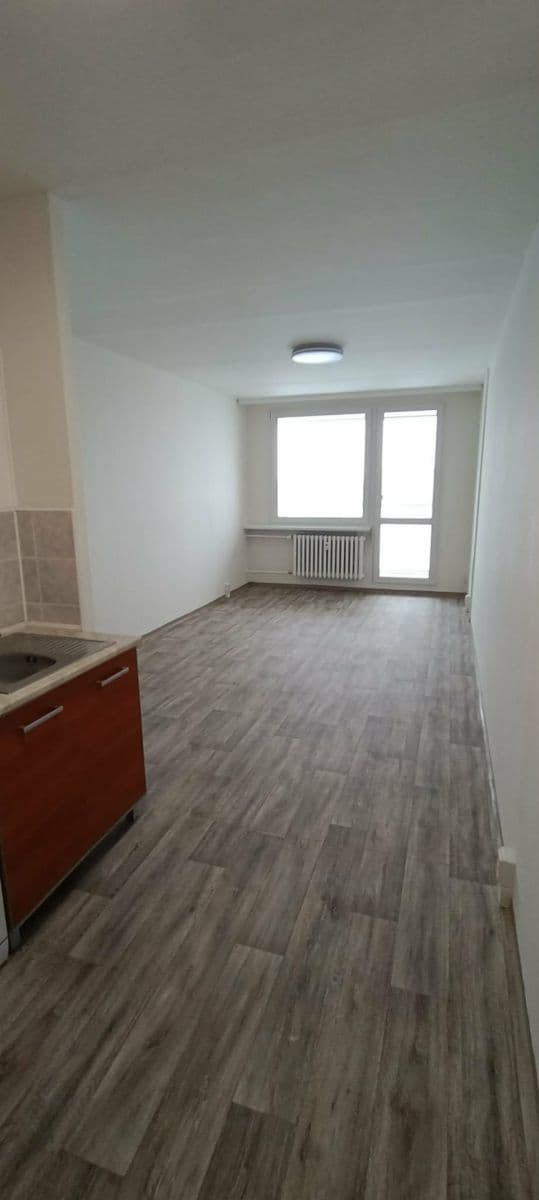 Prenájom bytu 2-izbový 52 m², Kozmíkova, Praha, Praha Prenájom bytu 2-izbový 52 m², Kozmíkova, Praha, Praha