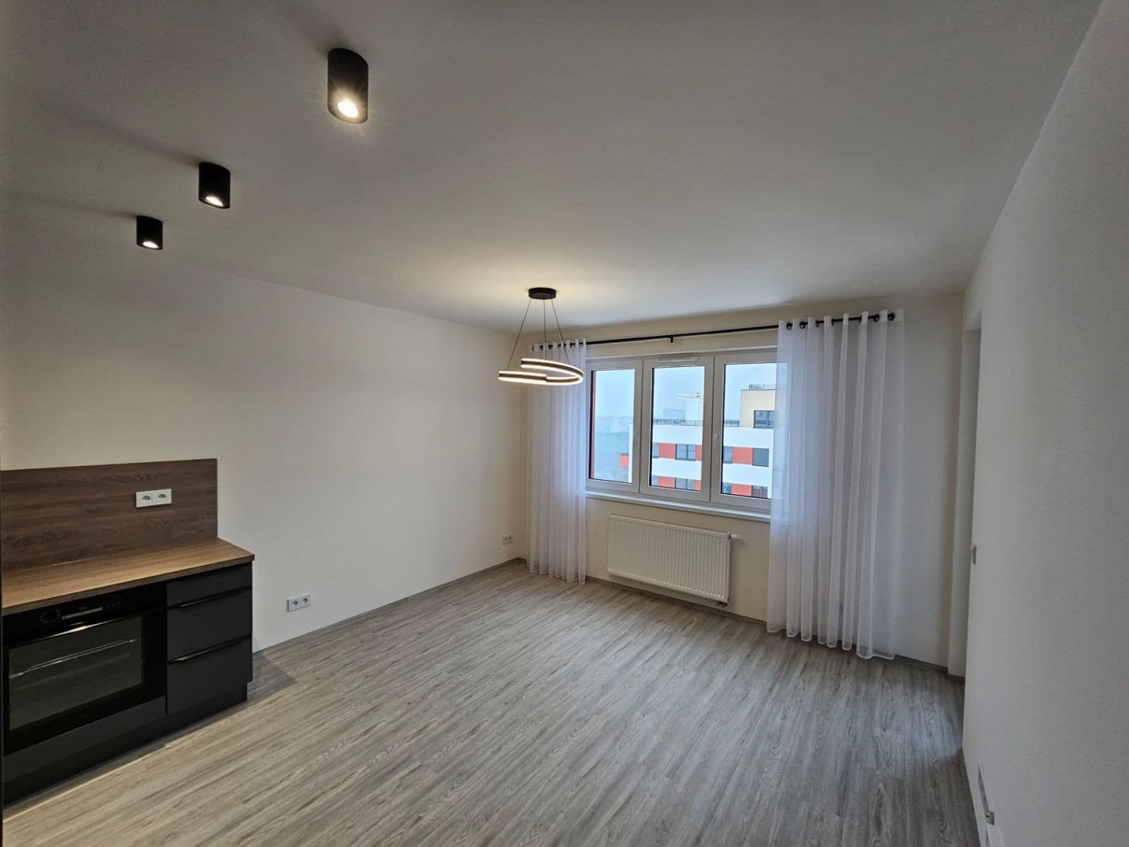 Prenájom bytu 2-izbový 45 m², Fabiánové, Praha, Praha Prenájom bytu 2-izbový 45 m², Fabiánové, Praha, Praha