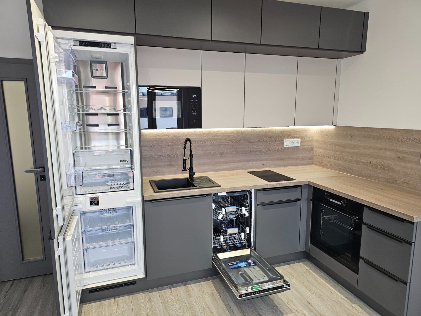 Prenájom bytu 2-izbový 45 m², Fabiánové, Praha, Praha Prenájom bytu 2-izbový 45 m², Fabiánové, Praha, Praha