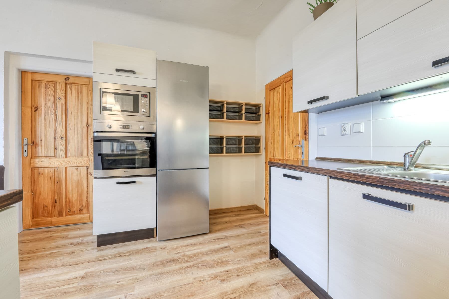 Prenájom bytu 2-izbový 52 m², Edvarda Beneše, Plzeň, Plzeňský kraj Prenájom bytu 2-izbový 52 m², Edvarda Beneše, Plzeň, Plzeňský kraj