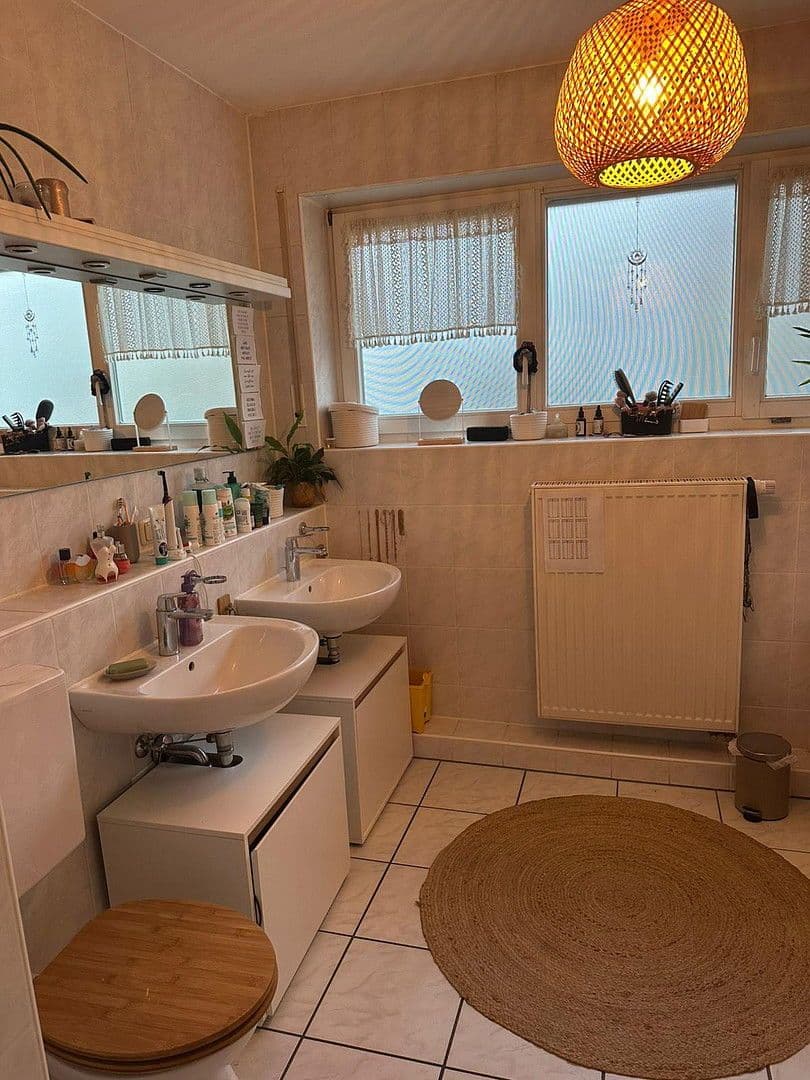 Prenájom bytu 3-izbový 85 m², Arnstein, Bavorsko Prenájom bytu 3-izbový 85 m², Arnstein, Bavorsko