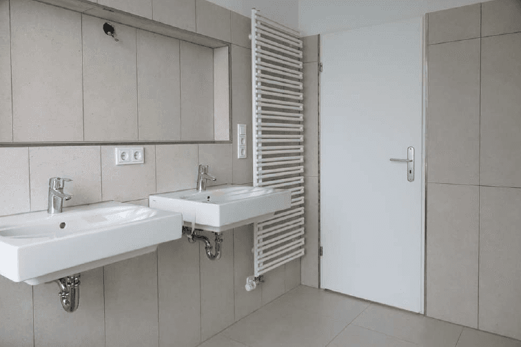 Prenájom bytu 5-izbový 250 m², Bergisch Gladbach, Severné Porýnie - Westfálsko Prenájom bytu 5-izbový 250 m², Bergisch Gladbach, Severné Porýnie - Westfálsko